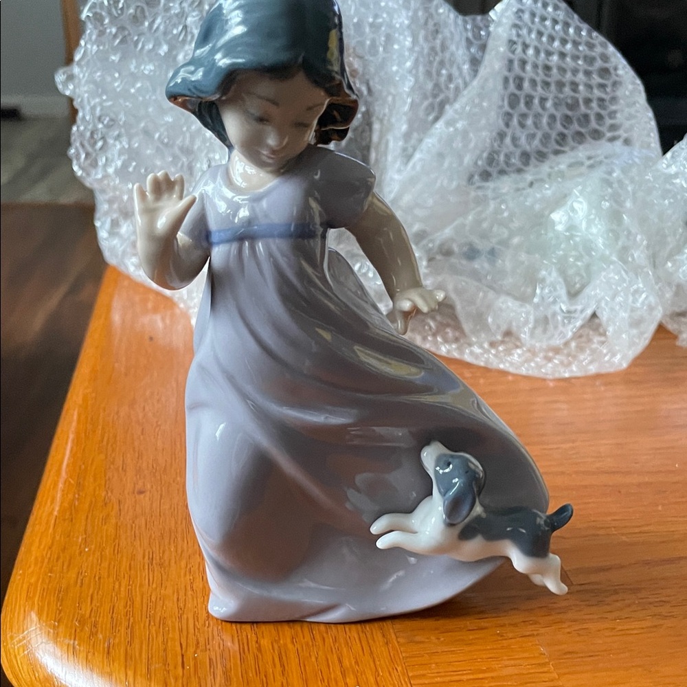 Nao by Lladro Porcelain Figurine of Girl with Puppy